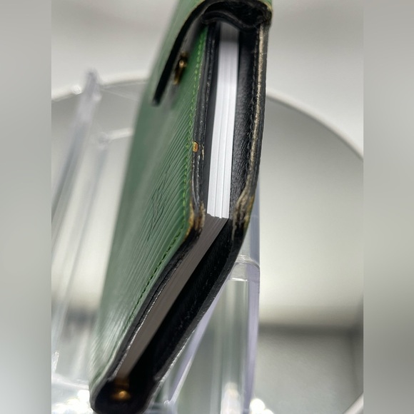 Louis Vuitton - Authentic - Green Epi Small Ring Agenda Cover - Picture 6 of 16